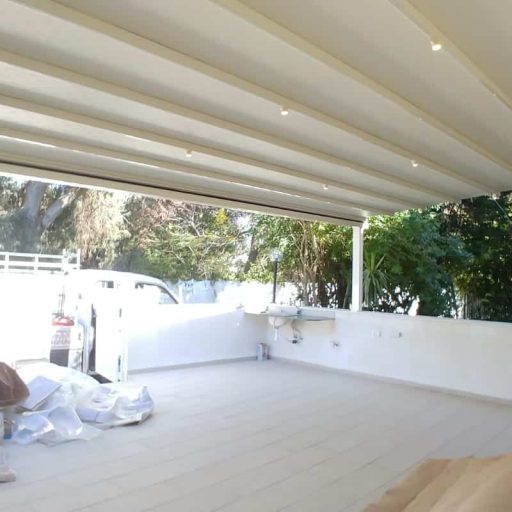 פרגולה חשמלית למרפסת