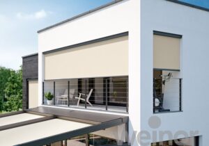 מסך זיפ לסגירת מרפסת