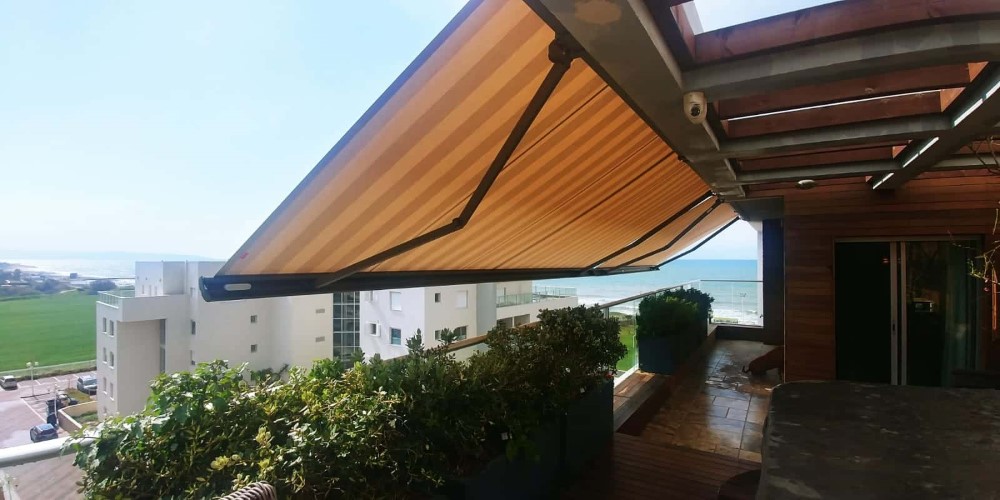 תחזוקה מונעת לפרגולה וסוככים